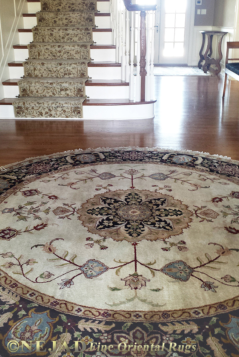  Signature Tabriz Gold/Black Medallion Rug paird with M022 Staircase Runner 