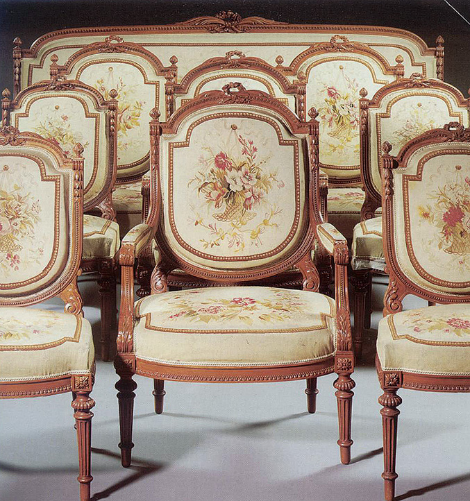 Salon Suite Napoleon Chairs